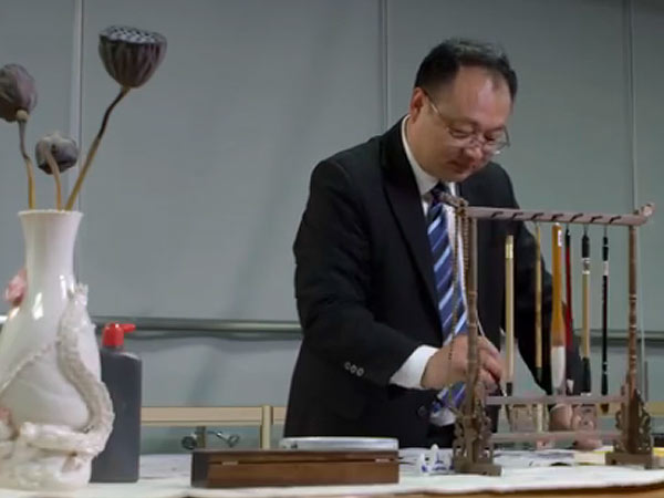 非典逃生”的她从鞋厂女工到建立“九游会·[j9]官方网站 生物建材帝国”-6